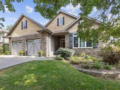 2933 Broken Woods Dr, Coralville, IA, 52241