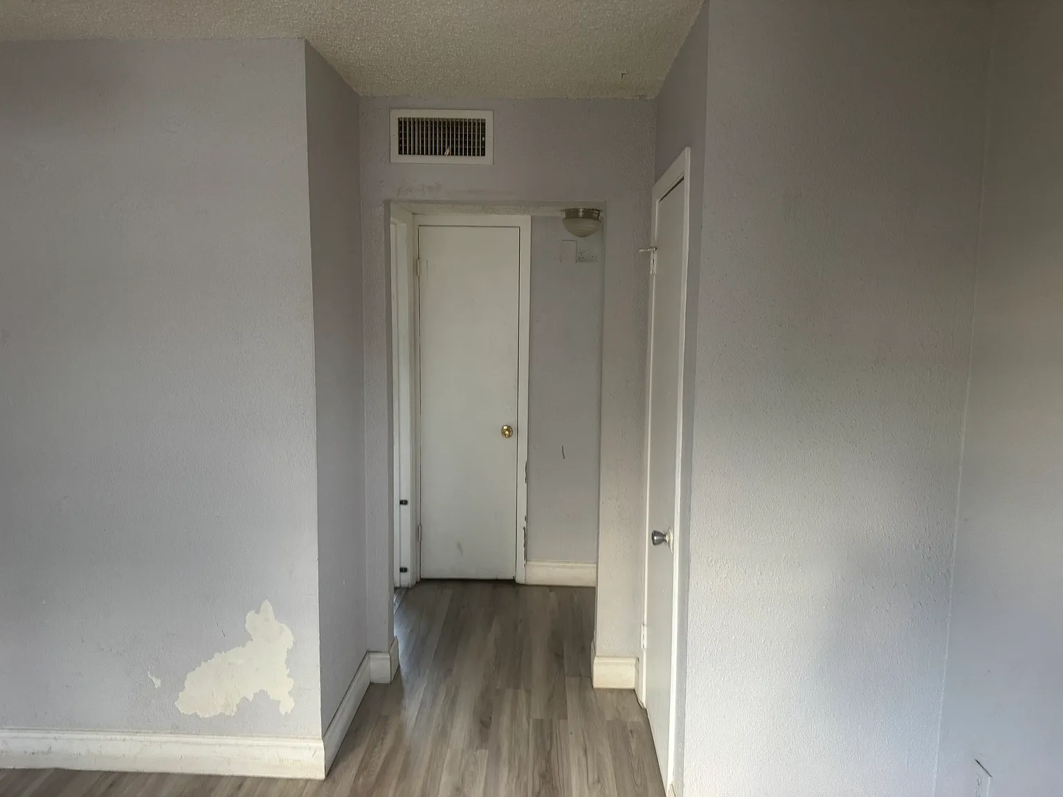 2 bed, 700 sqft, $850 — Photo 4