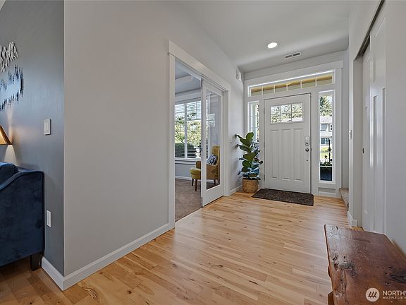 5th image of 28132 11th Avenue NW