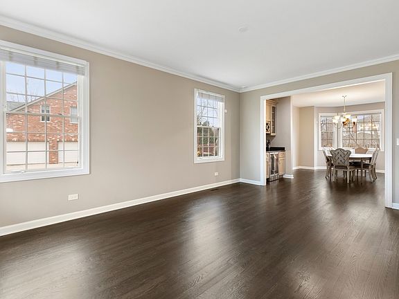 4th image of 345 Saint Andrews Ln