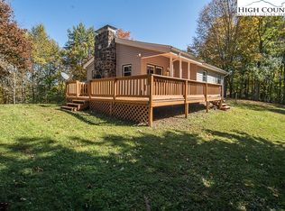 325 Squirrel Hollow Ln, Newland, NC 28657