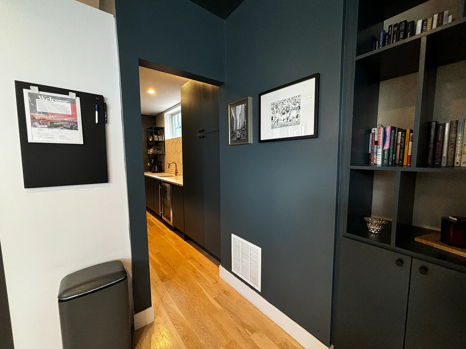 5 bed, 4000 sqft, $7,999 — Photo 2