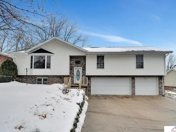 1525 Code Ave, Crete, NE 68333