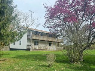 343 Mount Carmel Rd, Walker, WV 26180