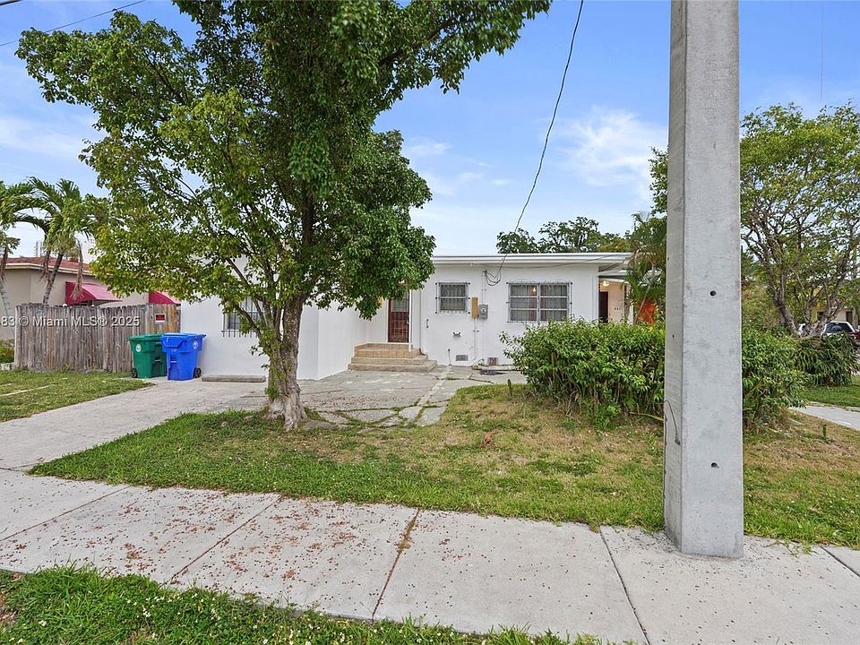 1st image of 851 NW 21st Ave