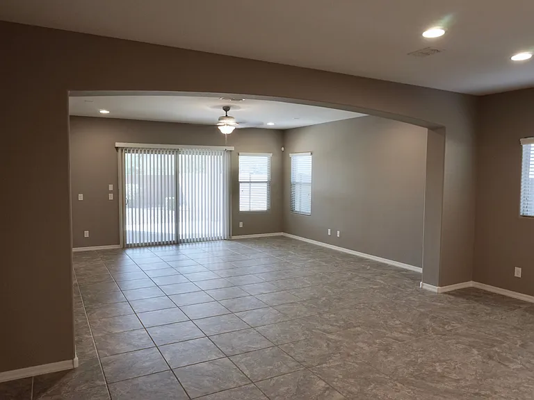 2609 W Palace Station Rd — Photo 3