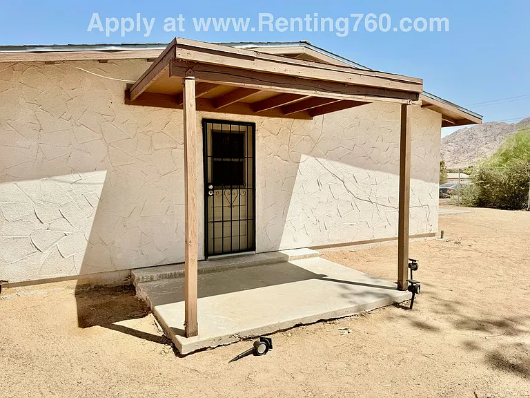 6372 Cahuilla Ave — Photo 23
