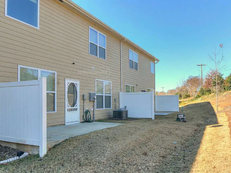 1465 Bramblewood Dr — Photo 35