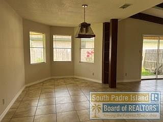 4th image of 1301 Palm Blvd