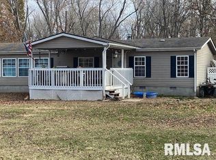 8322 S Stuyvesant St, Benton, IL 62812