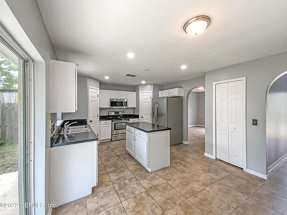 4th image of 9664 WATERSHED Drive S