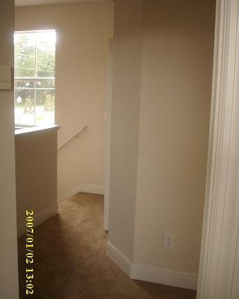 4th image of 1036 La Mirada Ct