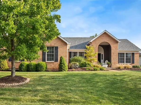 1146 Stonewolf Trl, Fairview Heights, IL 62208