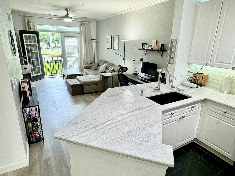 4221 W Spruce St #A — Photo 2