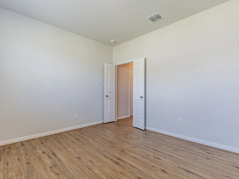 284 Ashley Loop — Photo 12