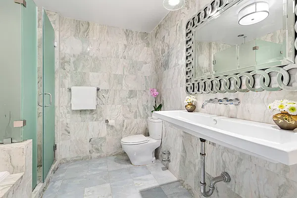 Sold by Compass | media 5