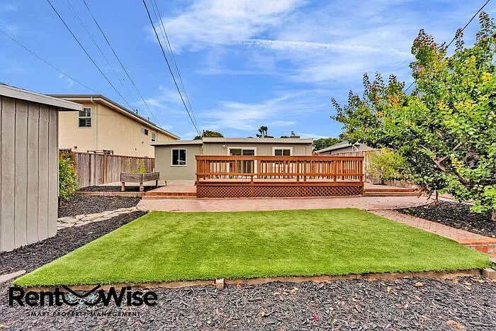 110 Cuesta Dr — Photo 51