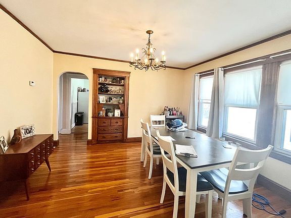 5th image of 81 Cresthill Rd #2