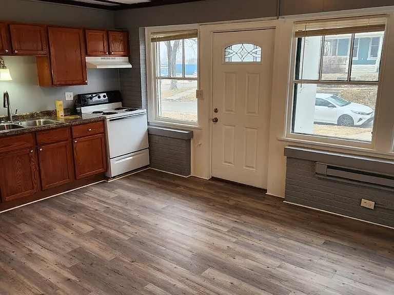 1402 Willis Ave #5 — Photo 37