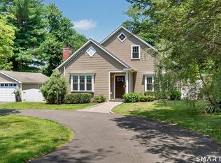 12 Cottage Place, Trumbull, CT 06611