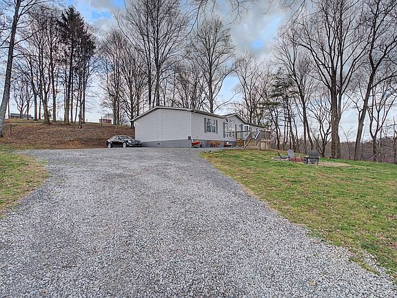 3rd image of 238 Little Indian Creek Rd