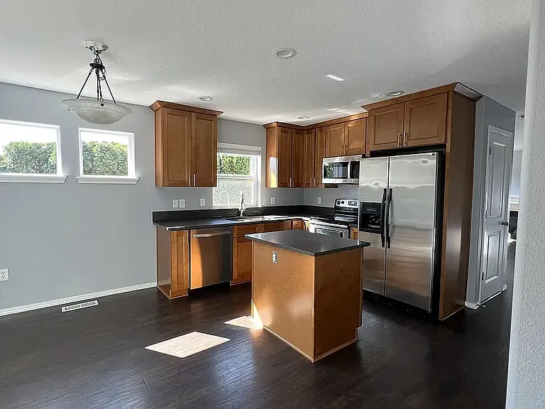 13614 Gaffney Ln — Photo 8