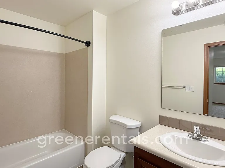 Oly-Evergreen Landing Apartments — Photo 30