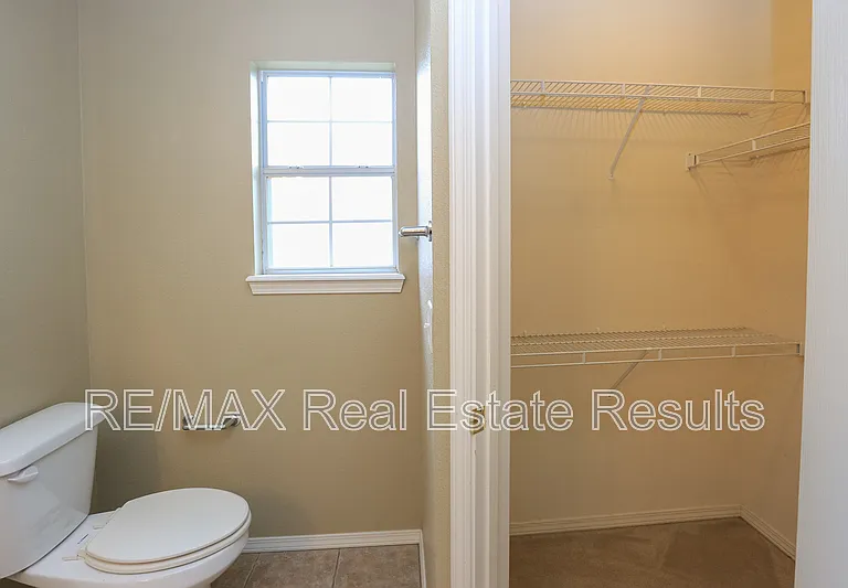 621 Bliss Cir — Photo 25