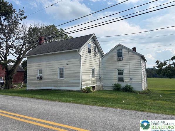 654 Youngs Hill Rd