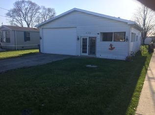 670 S Clyde St, Port Clinton, OH 43452