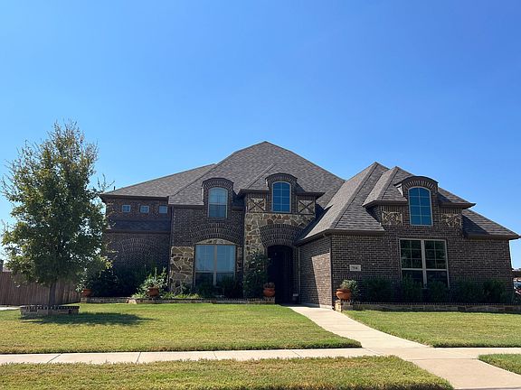 2nd image of 514 Stillwater Dr