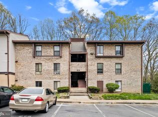 11611 Stoneview Sq APT 1B, Reston, VA 20191