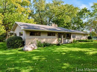 1423 Leonard St NW, Grand Rapids, MI 49534