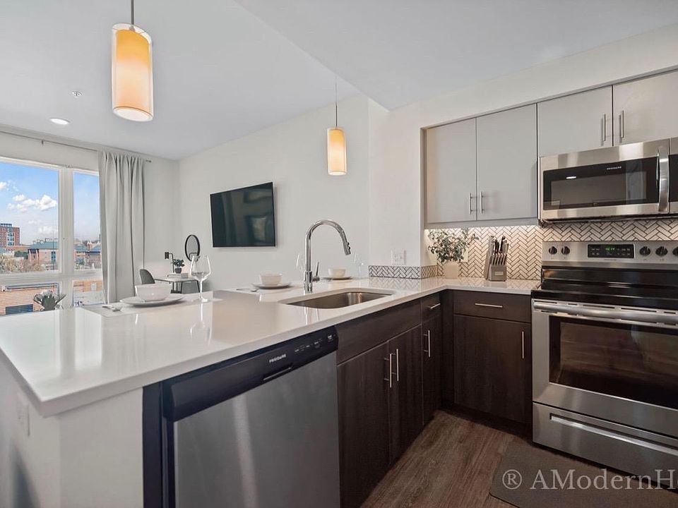 1st image of 108 S 1st St #522