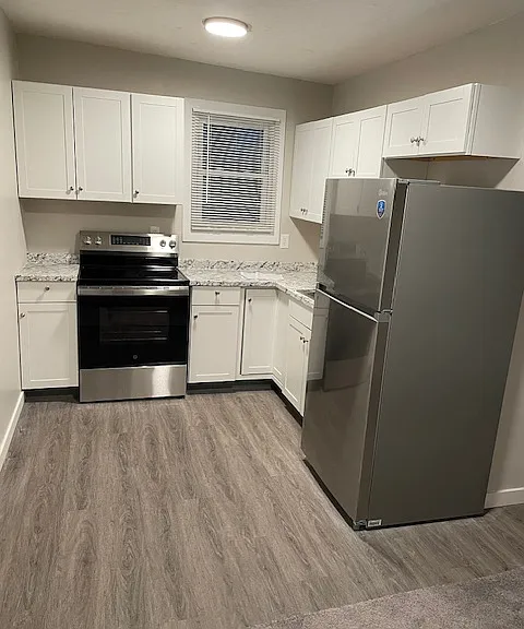 975 Victory Highway — Photo 1