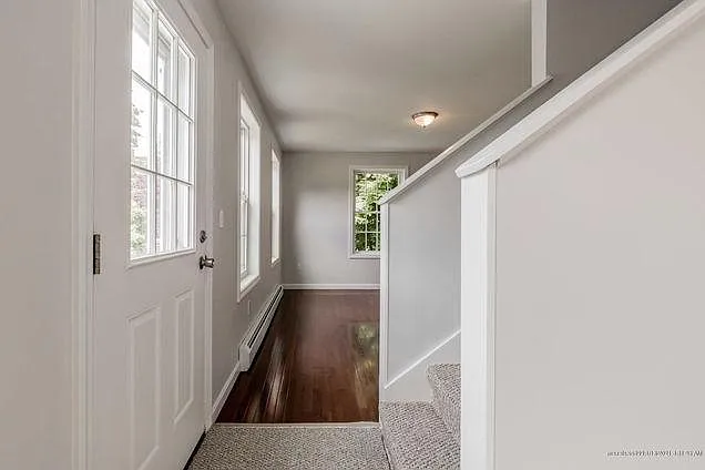 5 Eastman Ave — Photo 31