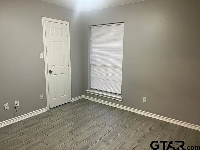 1615 Timber View Dr — Photo 14