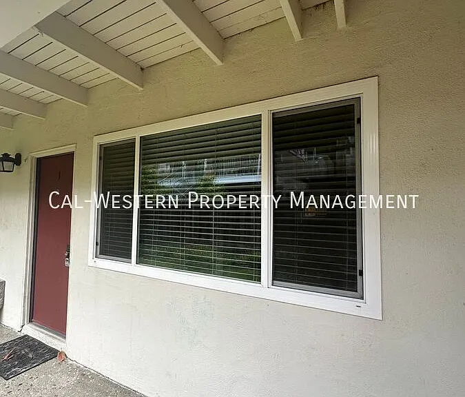 250 Palo Alto Ave #1 — Photo 44