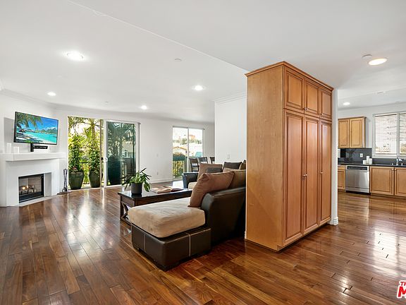 2nd image of 1450 S Beverly Dr APT 201