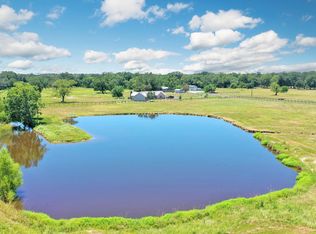 2644 Derby Ln, Madisonville, TX 77864