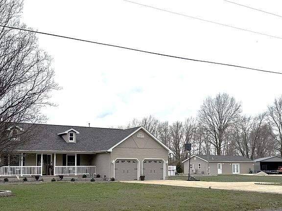 2nd image of 2861 College Street Rd