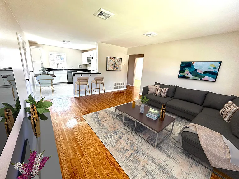 2722 Riedling Dr — Photo 3