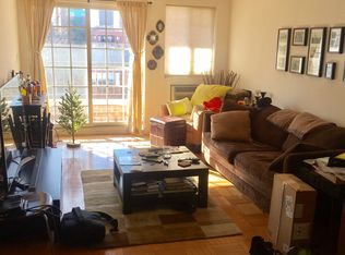 2331 31st Dr APT 4A, Astoria, NY 11106