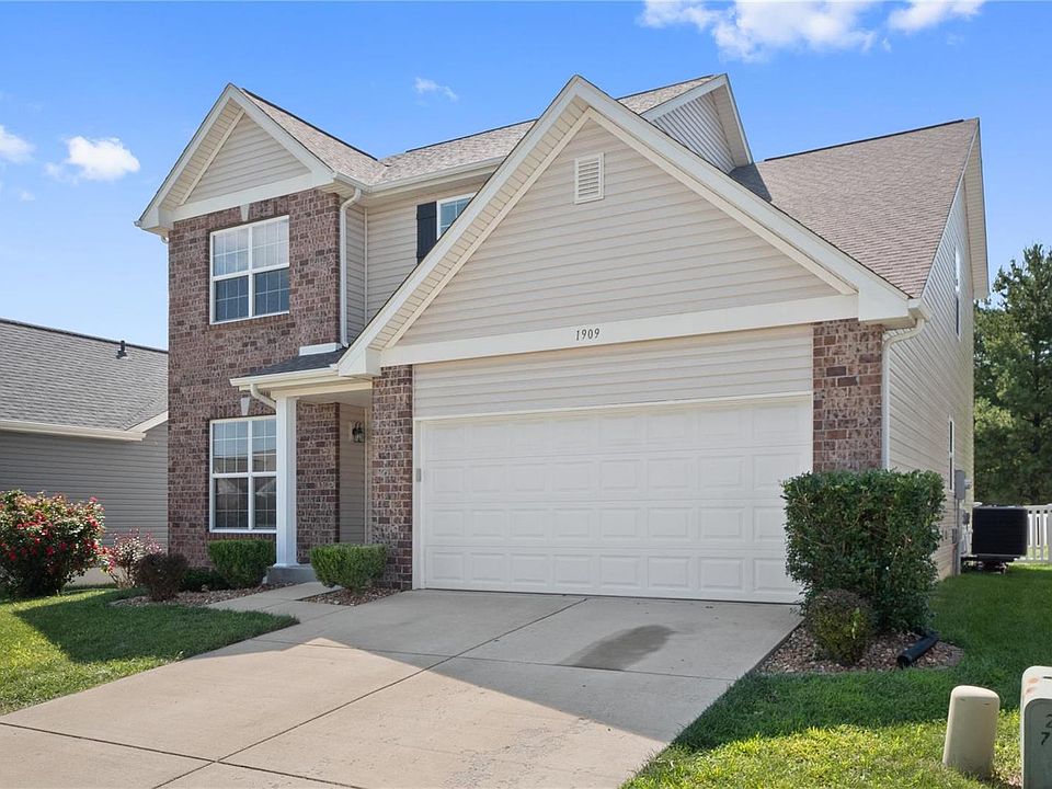 1909 Plantation Ln, Belleville, IL 62220 Zillow