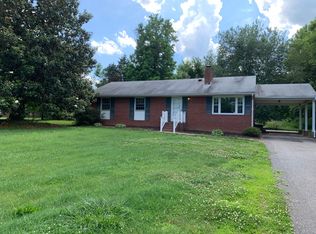 9608 Thornton Rolling Rd, Fredericksburg, VA 22408
