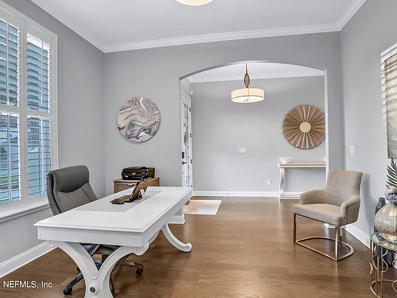 4th image of 3031 DANUBE Court