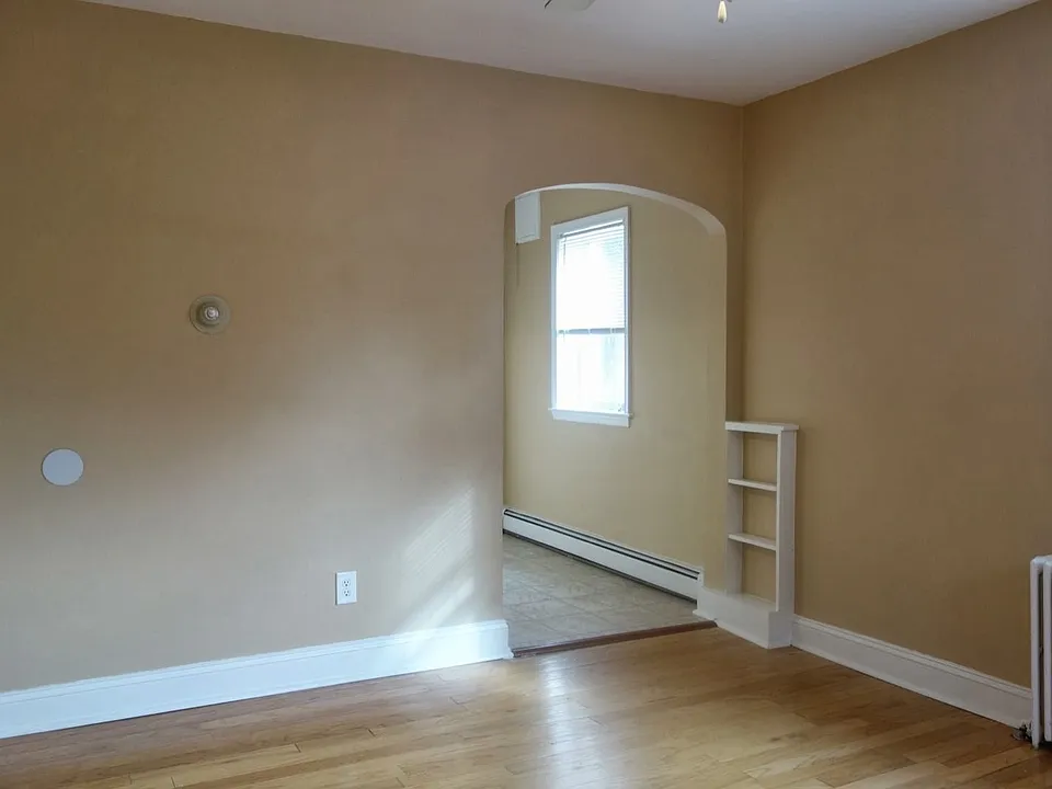 8105 Greenwood Avenue DGY LLC