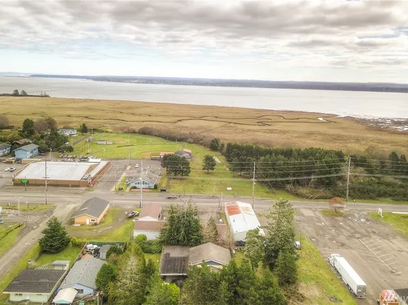 230 S Ocosta St, Westport, WA 98595