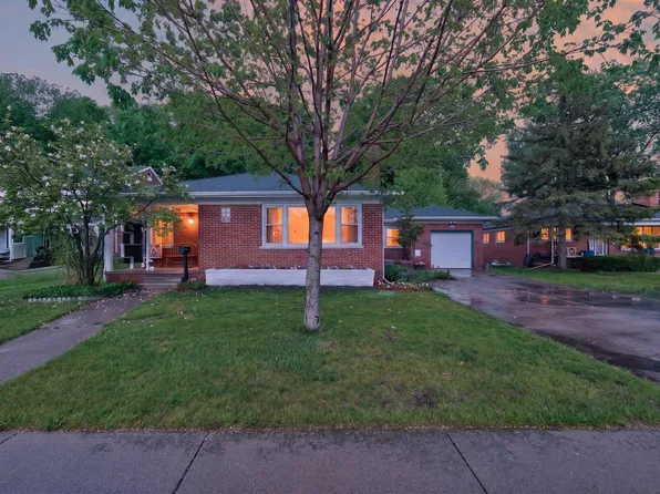 20036 Beech Daly Rd, Redford, MI 48240