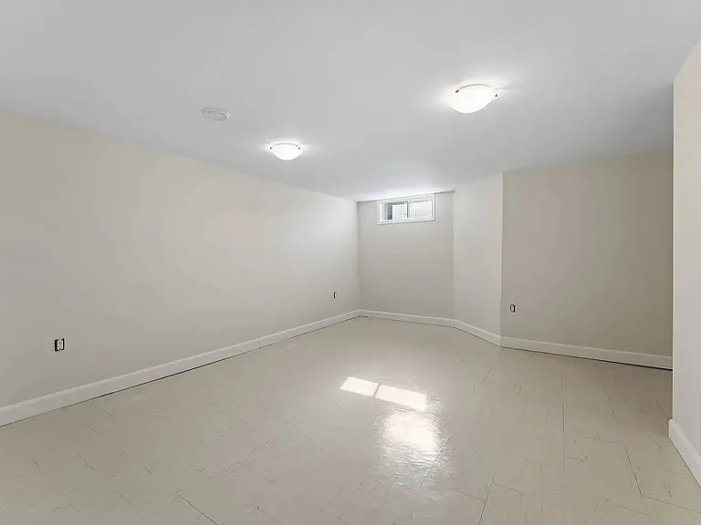 65 Fort St #47 — Photo 11